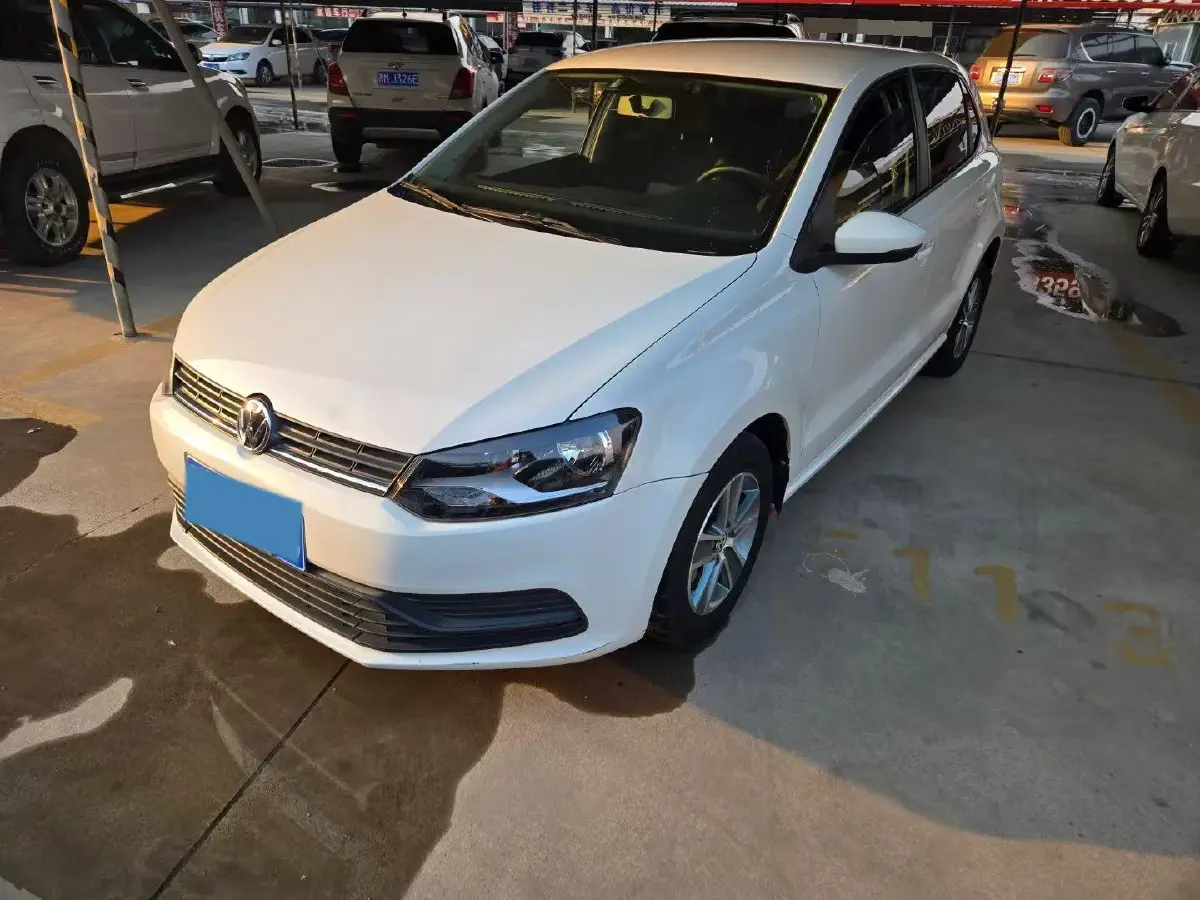 2016 Volkswagen Polo 1.4L 90HP L4 5MT