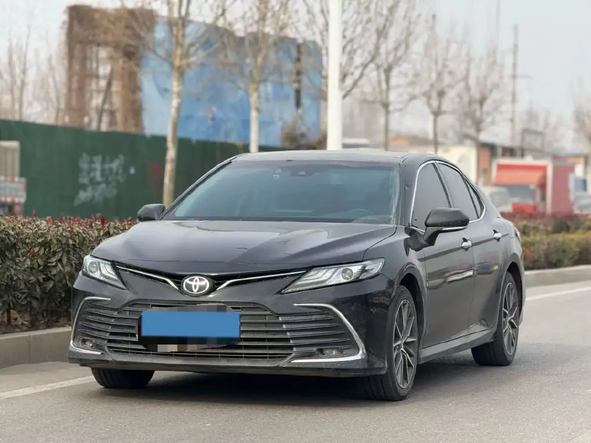 2021 Toyota Camry 2.5L 209HP L4 8AT