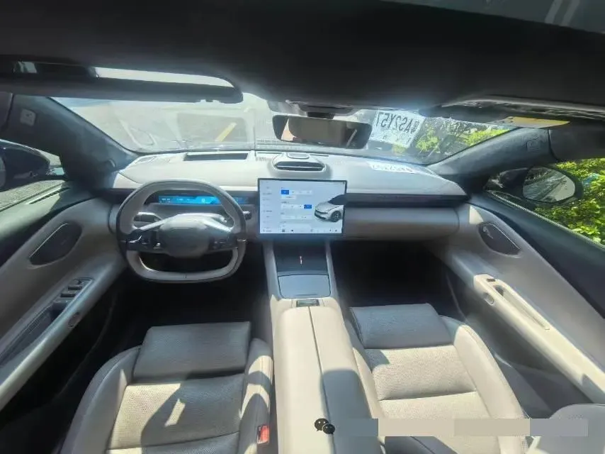 2025 LYNK&CO Z10 BEV 95KWH,autocango,china used car exporter,china ev exporter,chinese used car exporter,chinese used ev exporter