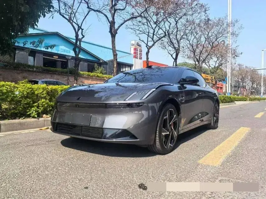 2025 LYNK&CO Z10 BEV 95KWH