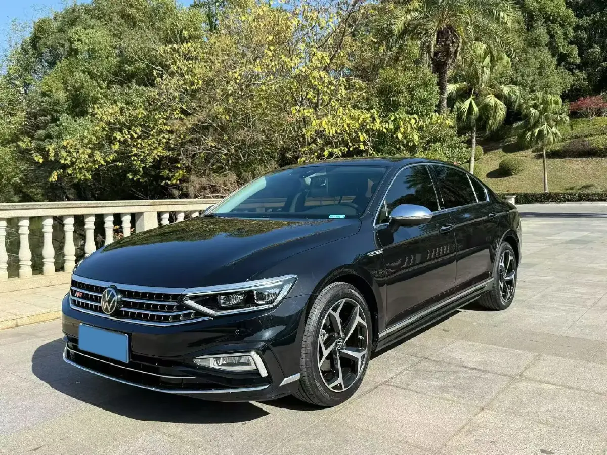 2023 Volkswagen Magotan 2.0T 186HP L4 7DCT
