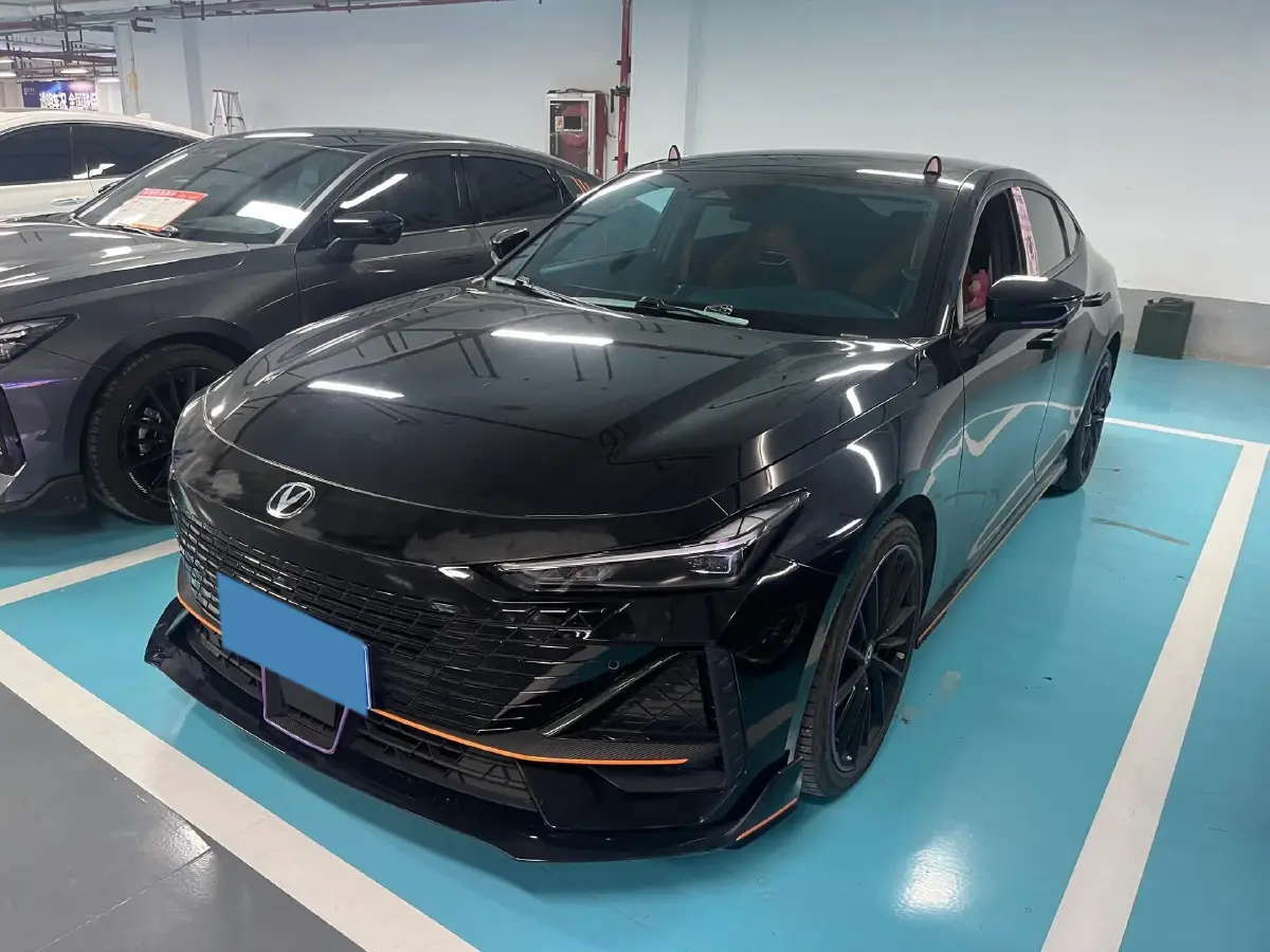 2023 ChangAn UNI-V 1.5T 188HP L4 7DCT