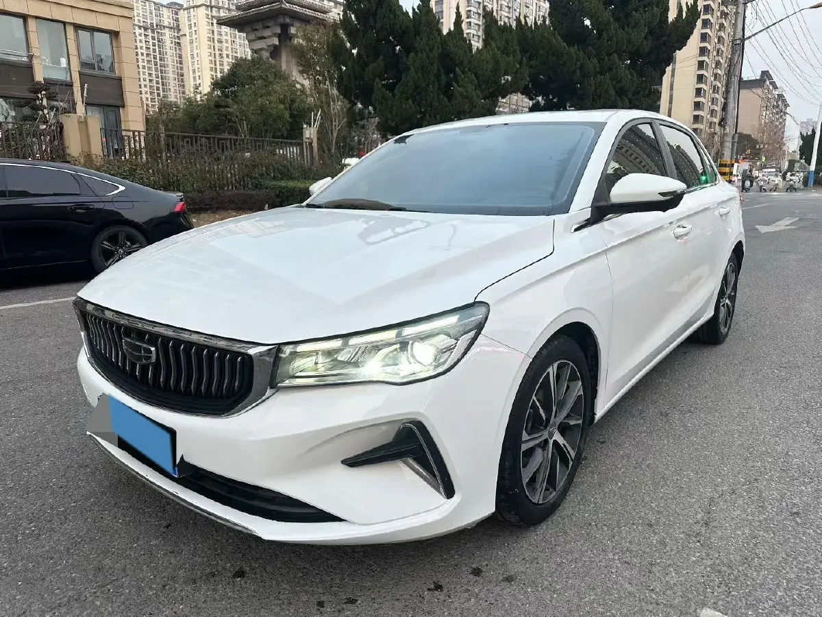 2022 Geely Emgrand 1.5L 114HP L4 CVT
