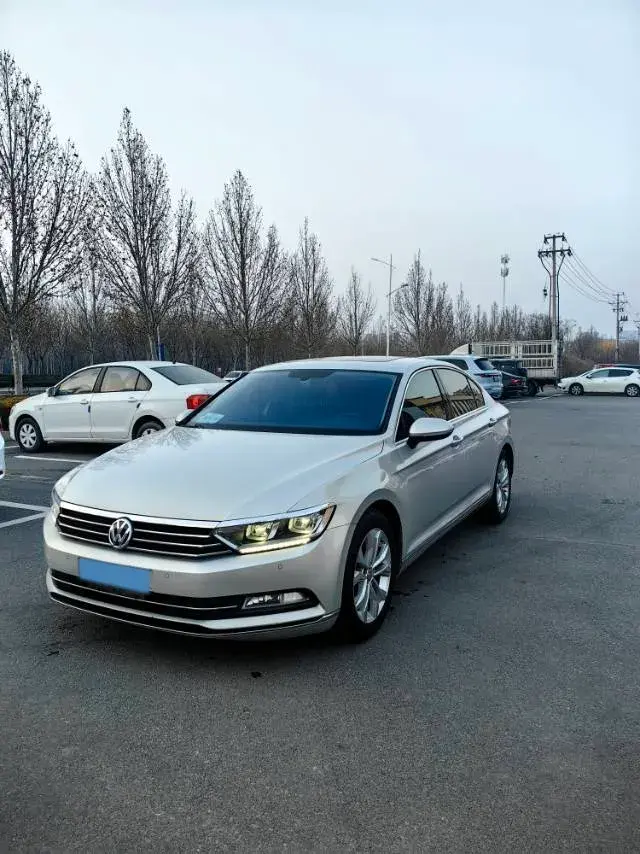 2017 Volkswagen Magotan 1.8T 180HP L4 7DCT