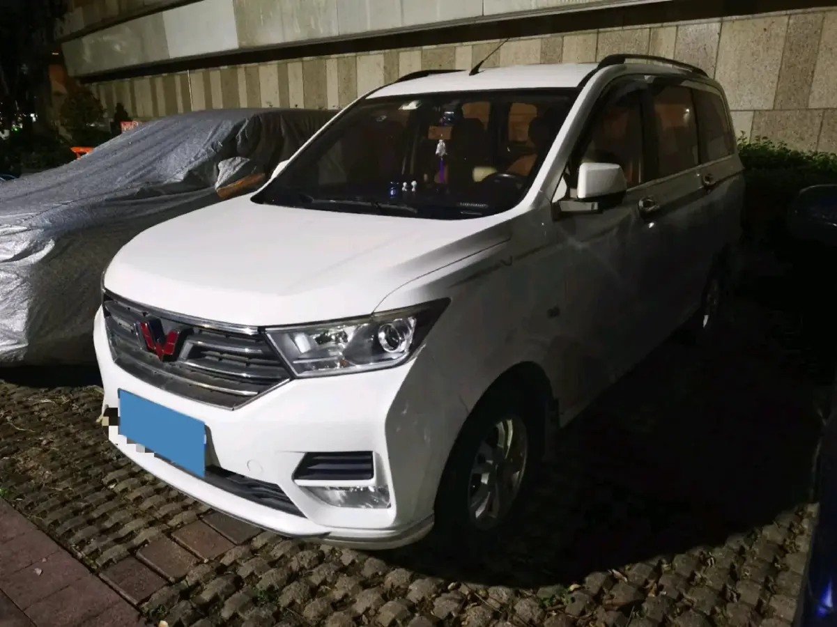 2018 WuLing HongGuang 1.5L 105HP L4 5MT
