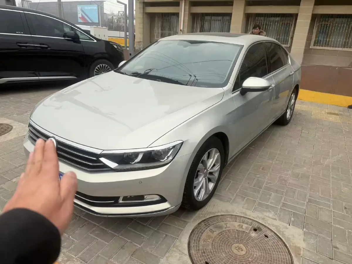 2017 Volkswagen Magotan 1.8T 180HP L4 7DCT