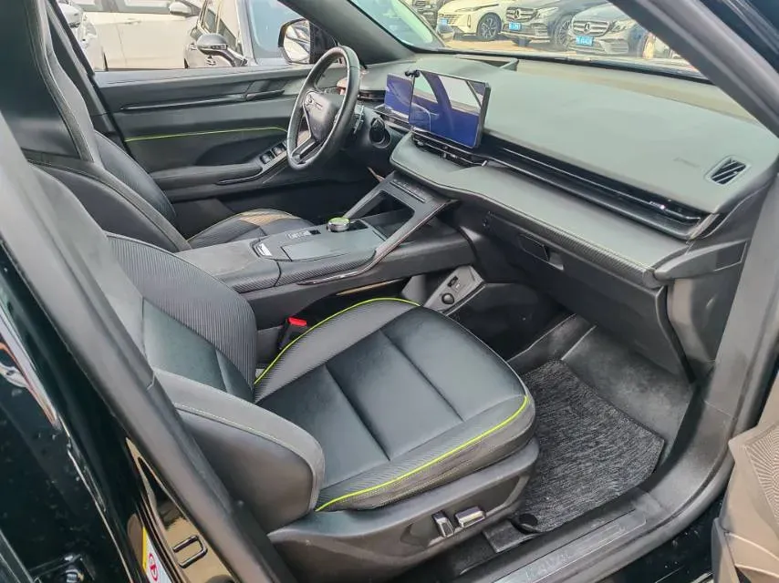 2022 Haval H6S 2.0T 211HP L4 7DCT,autocango,china used car exporter,china ev exporter,chinese used car exporter,chinese used ev exporter