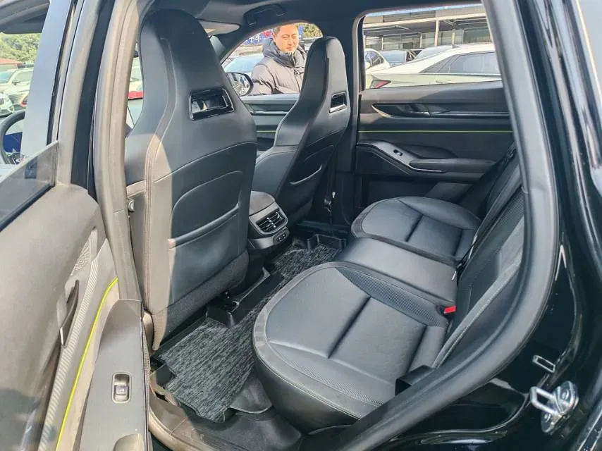 2022 Haval H6S 2.0T 211HP L4 7DCT,autocango,china used car exporter,china ev exporter,chinese used car exporter,chinese used ev exporter