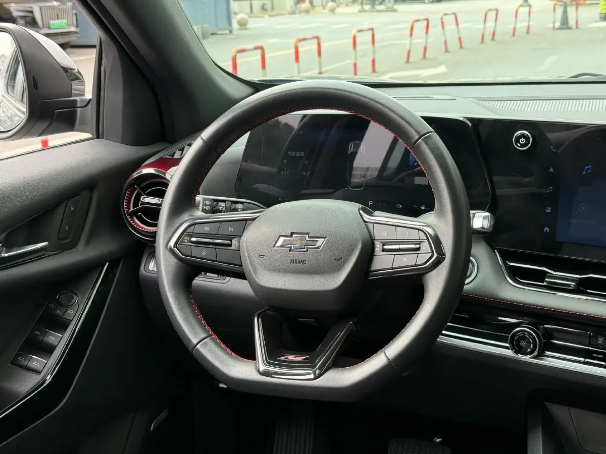 2024 Chevrolet EquinoxPlus 1.5T 180HP L4 2DHT PHEV 16.5KWH,autocango,china used car exporter,china ev exporter,chinese used car exporter,chinese used ev exporter