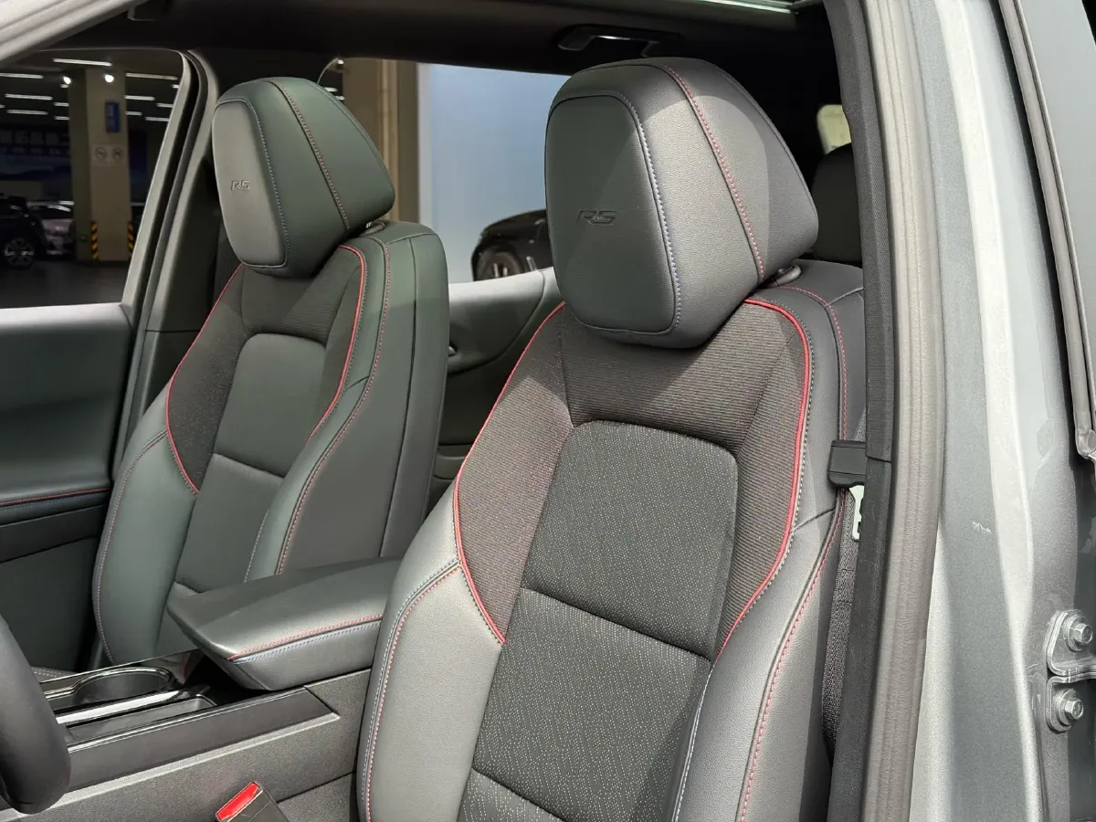 2024 Chevrolet EquinoxPlus 1.5T 180HP L4 2DHT PHEV 16.5KWH,autocango,china used car exporter,china ev exporter,chinese used car exporter,chinese used ev exporter