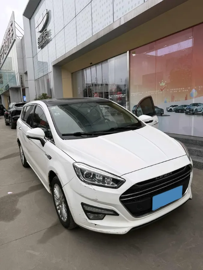 2017 LiFan XuanLang 1.8L 133HP L4 5MT,autocango,china used car exporter,china ev exporter,chinese used car exporter,chinese used ev exporter