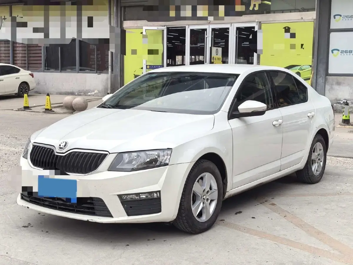2017 Skoda Octavia 1.6L 110HP L4 6AT