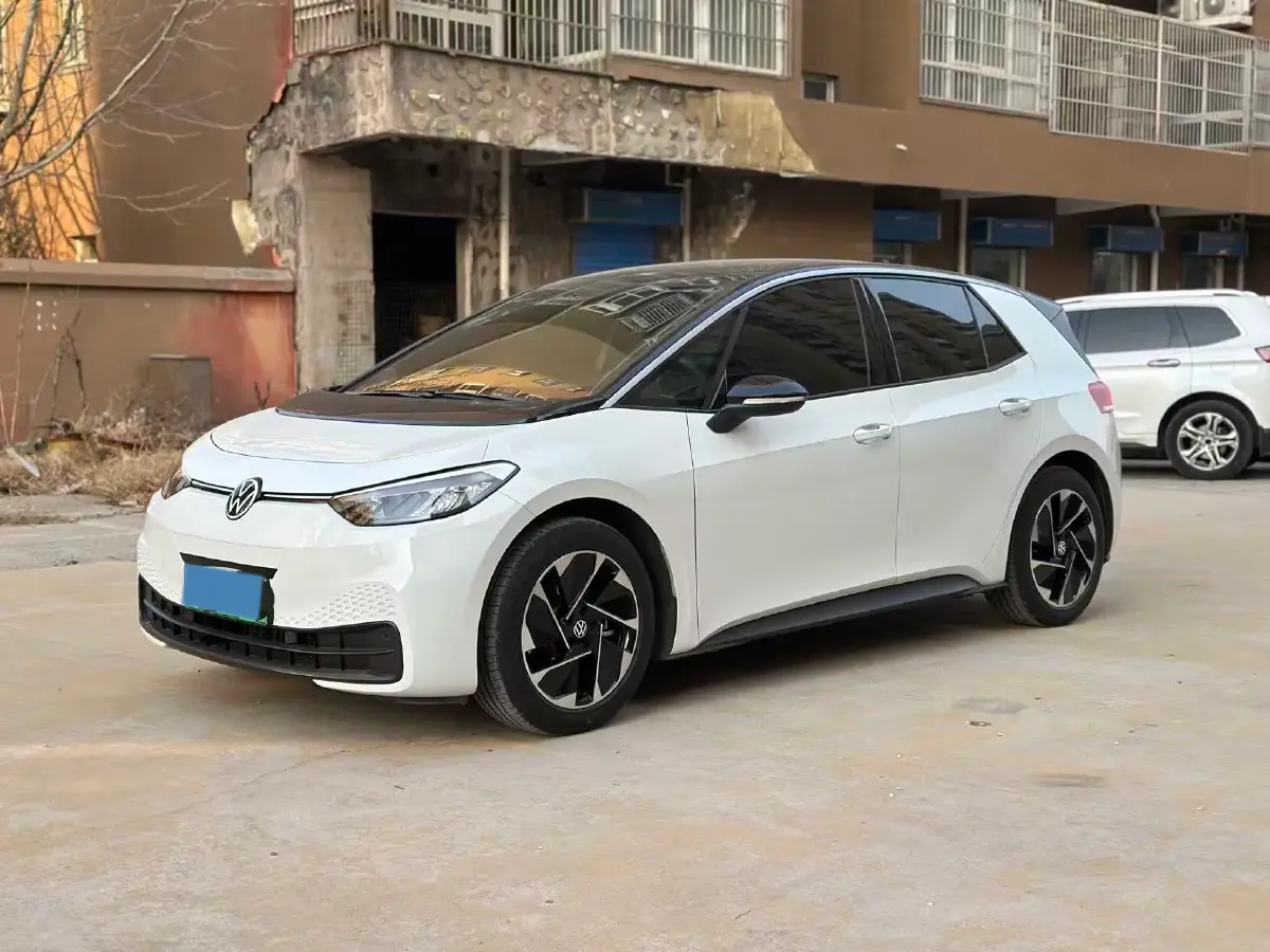 2024 Volkswagen ID.3 BEV 52.8KWH