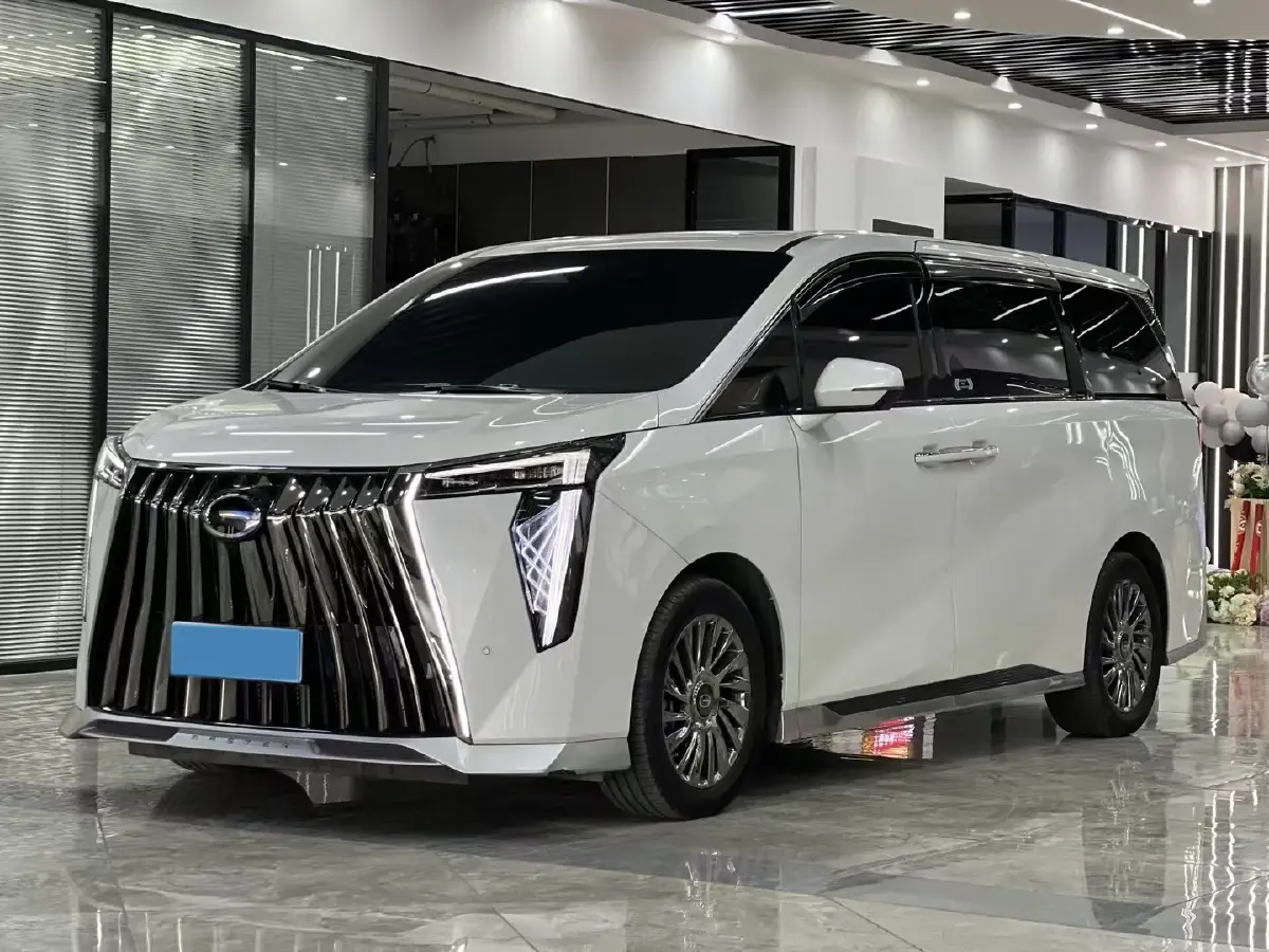 2023 GAC Trumpchi M8 2.0T 252HP L4 8AT