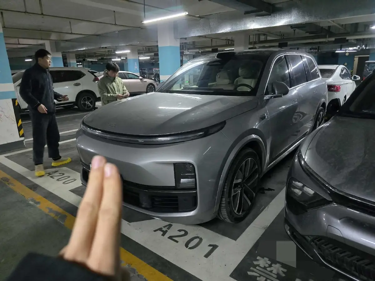 2022 Li L9 Range Extended 154HP REEV 42.6KWH