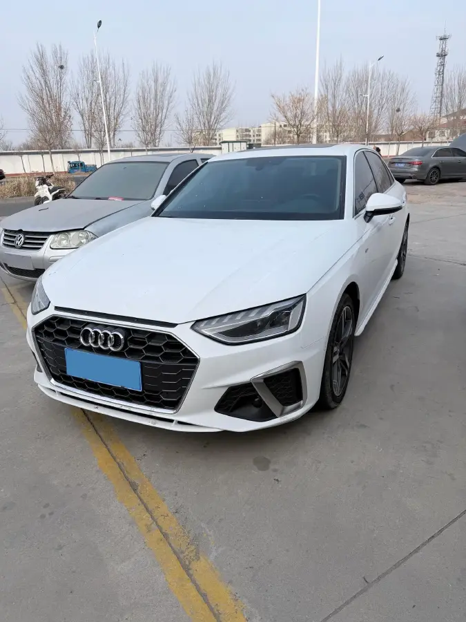 2020 Audi A4L 2.0T 190HP L4 7DCT