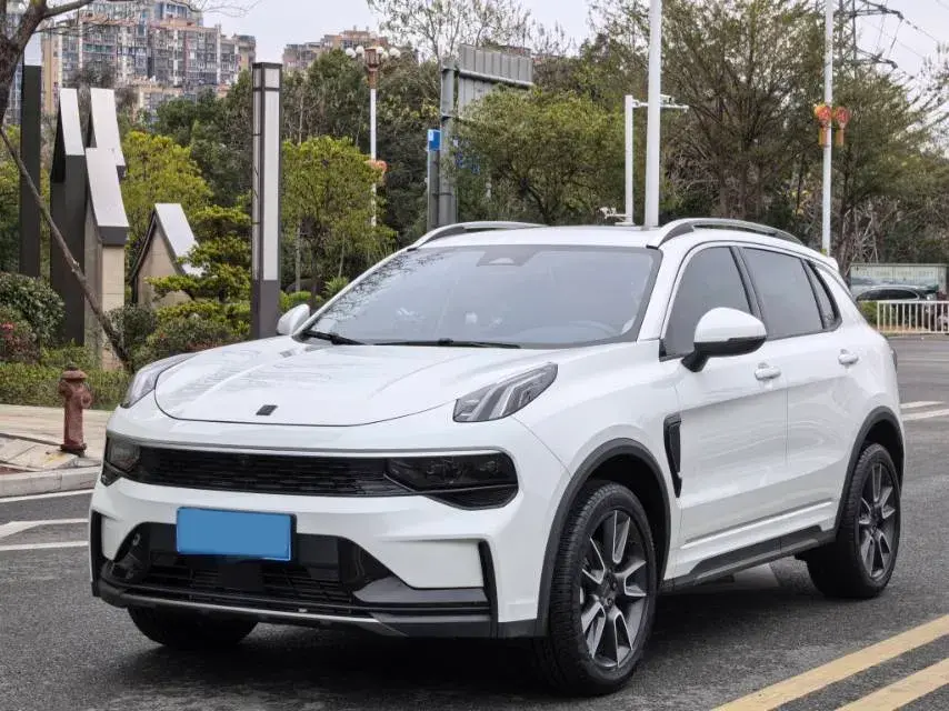 2023 MAXUS Interstellar 2.0T 261HP L4 8AT