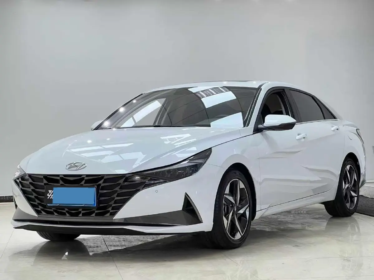 2021 Hyundai Elantra 1.5L 115HP L4 CVT