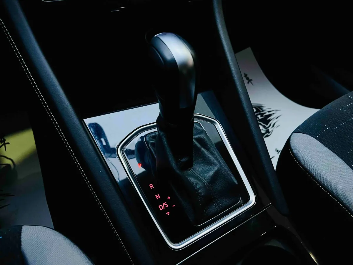 2023 Jetta VS5 1.4T 150HP L4 6AT,autocango,china used car exporter,china ev exporter,chinese used car exporter,chinese used ev exporter