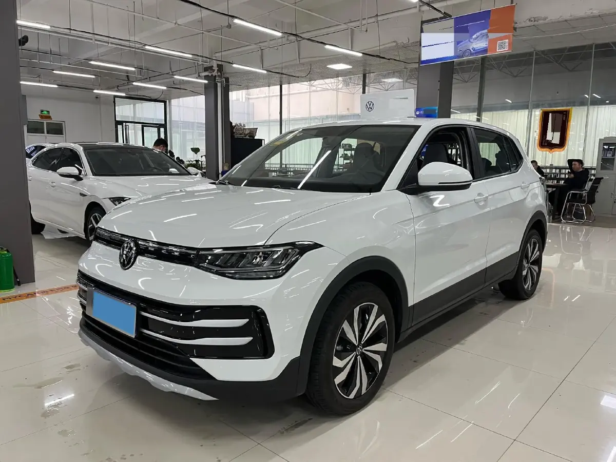 2025 Volkswagen Tharu 1.5L 110HP L4 6AT