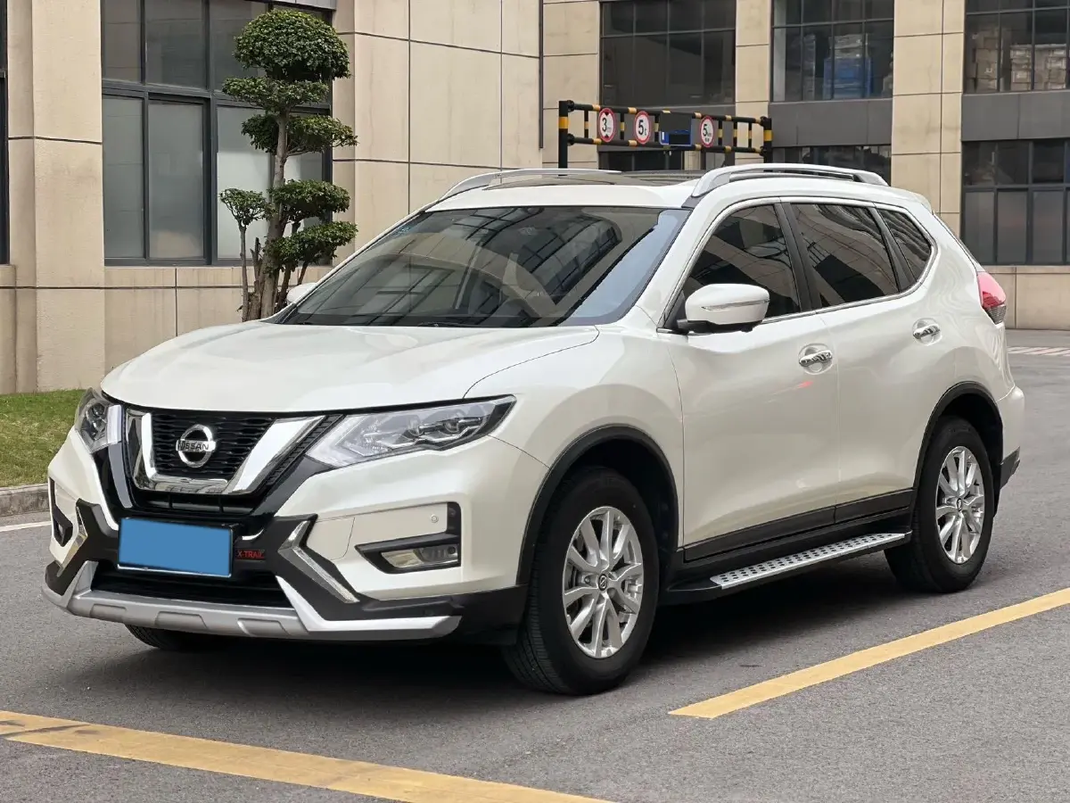 2020 Nissan X-Trail 2.0L 154HP L4 CVT