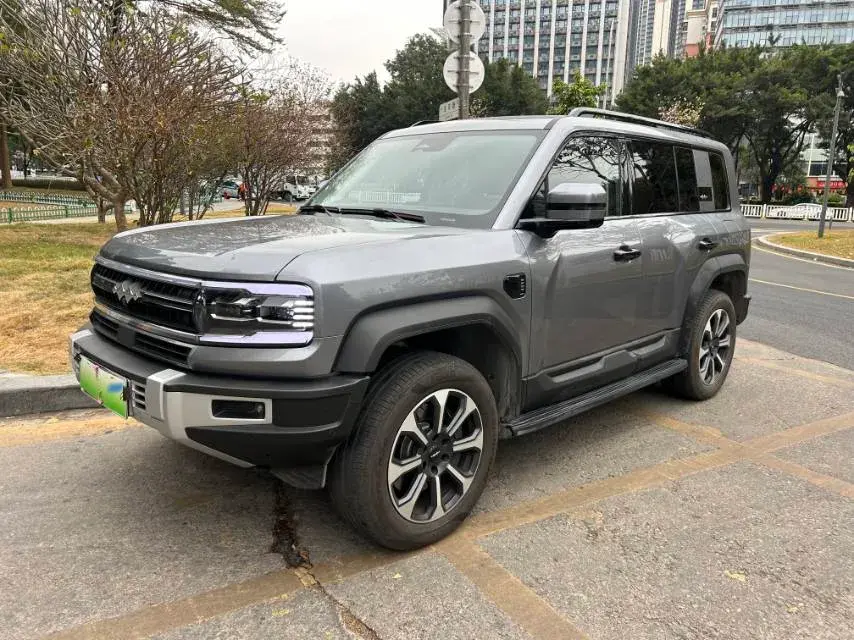 2023 FangChengBao Bao 5 1.5T 194HP L4 E-CVT PHEV 31.8KWH