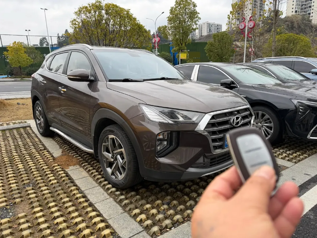 2019 Hyundai Tucson 1.6T 177HP L4 7DCT,autocango,china used car exporter,china ev exporter,chinese used car exporter,chinese used ev exporter