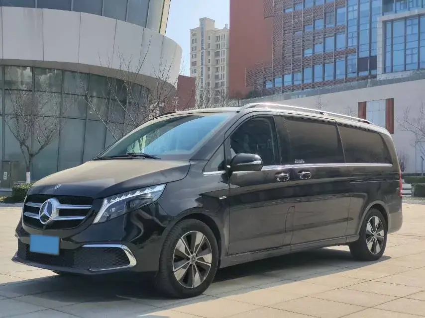 2022 Mercedes-Benz V Class 2.0T 211HP L4 9AT