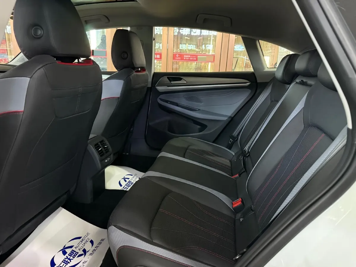 2024 Volkswagen Lamando 1.4T 150HP L4 7DCT,autocango,china used car exporter,china ev exporter,chinese used car exporter,chinese used ev exporter