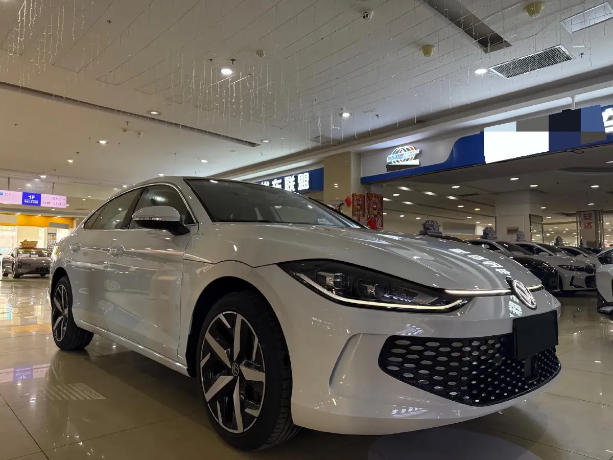 2024 Volkswagen Lamando 1.4T 150HP L4 7DCT,autocango,china used car exporter,china ev exporter,chinese used car exporter,chinese used ev exporter