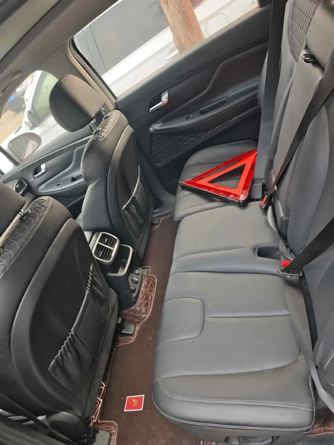 2019 Hyundai Santafe 2.0T 240HP L4 8AT,autocango,china used car exporter,china ev exporter,chinese used car exporter,chinese used ev exporter