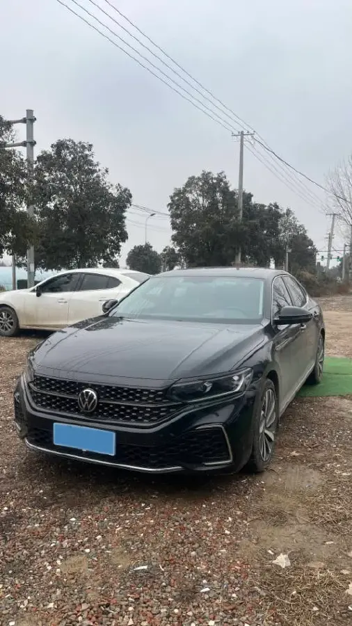 2021 Volkswagen Passat 2.0T 186HP L4 7DCT