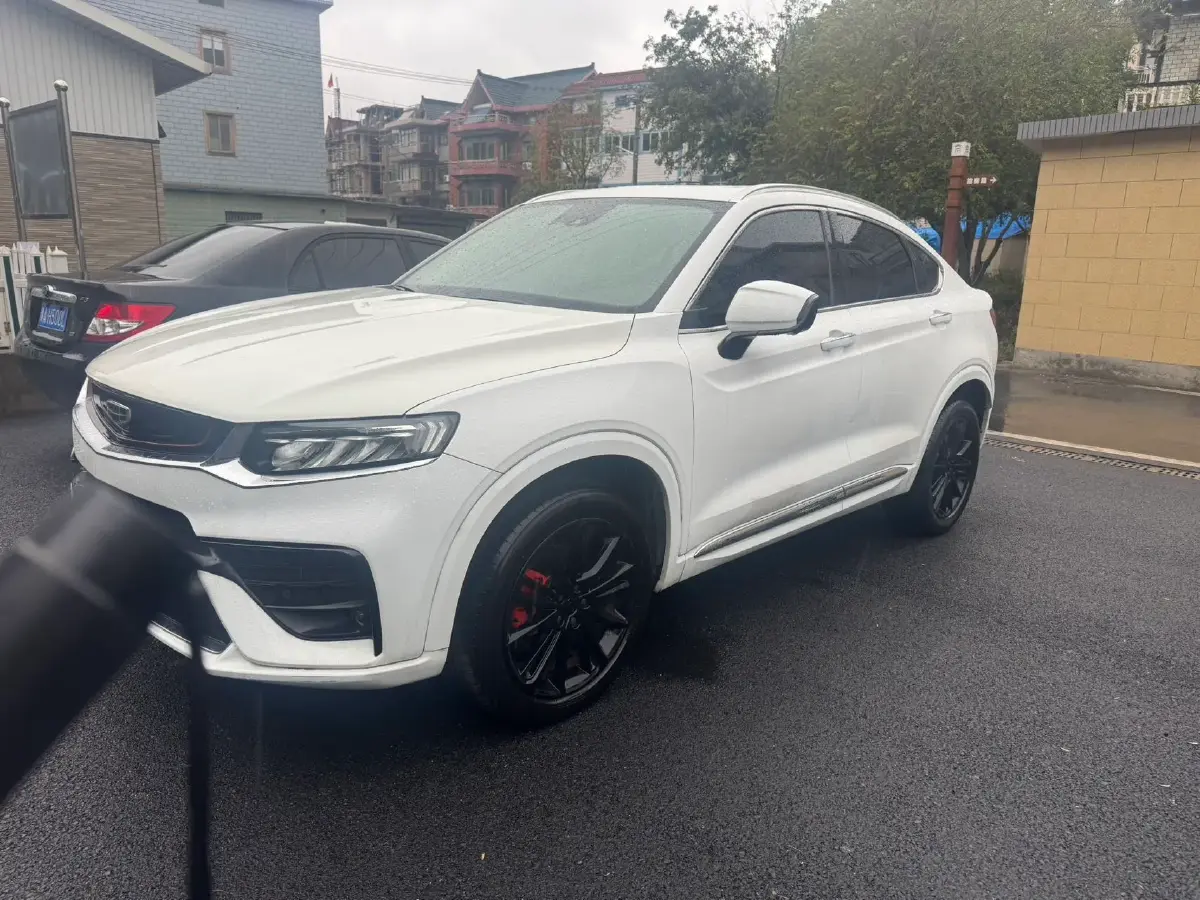 2020 Roewe RX5 1.5T 169HP L4 AMT PHEV 11.1KWH