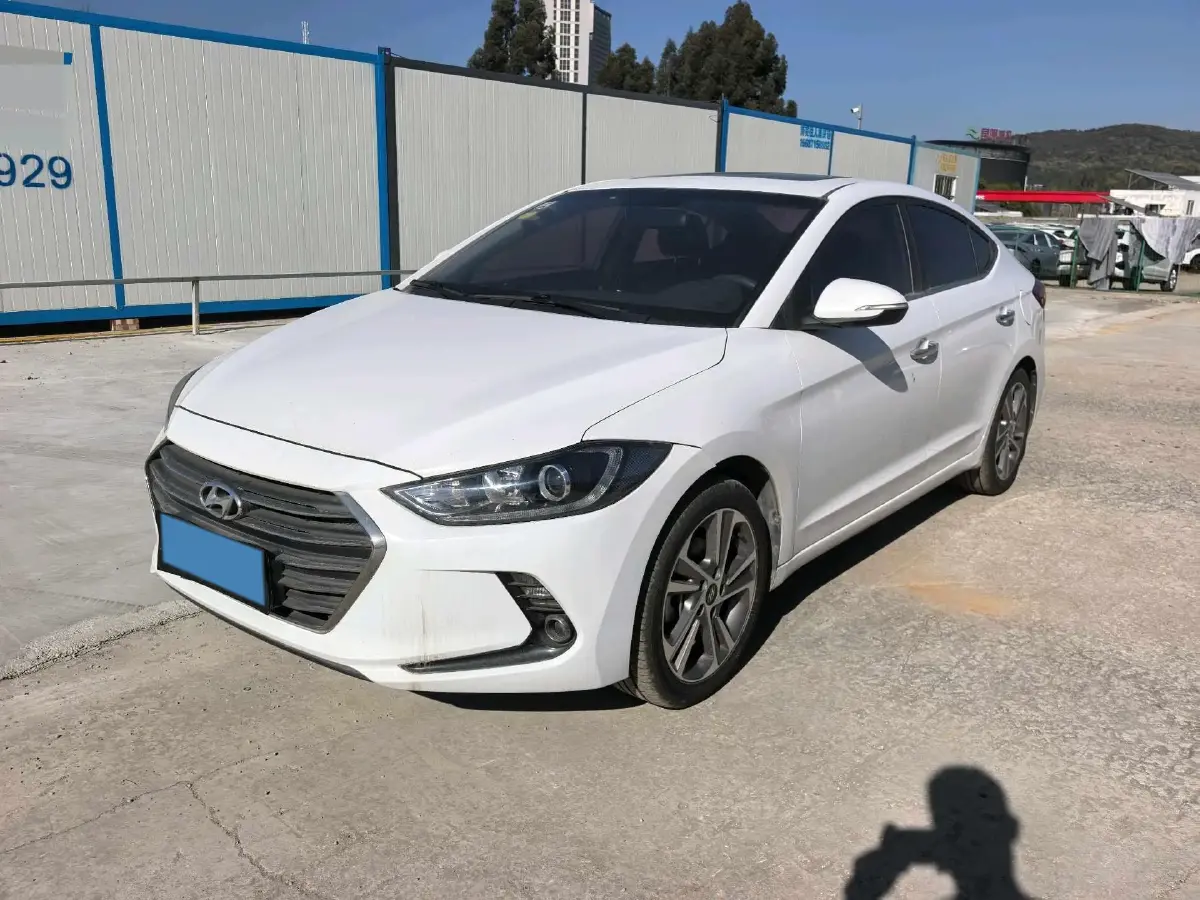 2016 Hyundai Elantra 1.6L 130HP L4 6AT