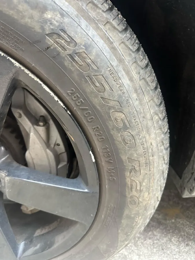 2021 Land Rover Defender 3.0T 400HP L6 8AT,autocango,china used car exporter,china ev exporter,chinese used car exporter,chinese used ev exporter