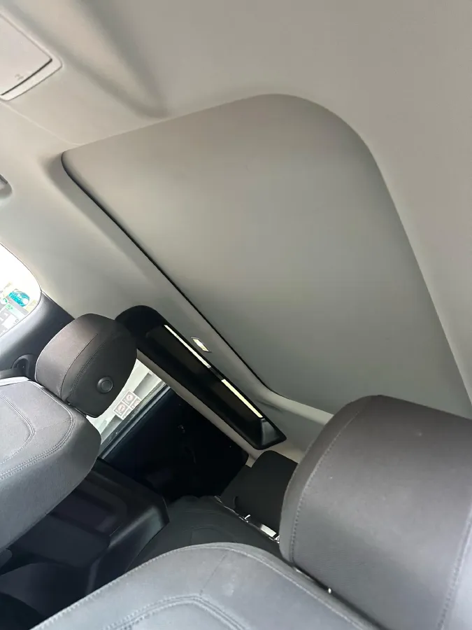 2021 Land Rover Defender 3.0T 400HP L6 8AT,autocango,china used car exporter,china ev exporter,chinese used car exporter,chinese used ev exporter