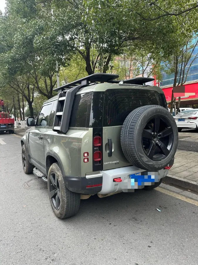 2021 Land Rover Defender 3.0T 400HP L6 8AT,autocango,china used car exporter,china ev exporter,chinese used car exporter,chinese used ev exporter