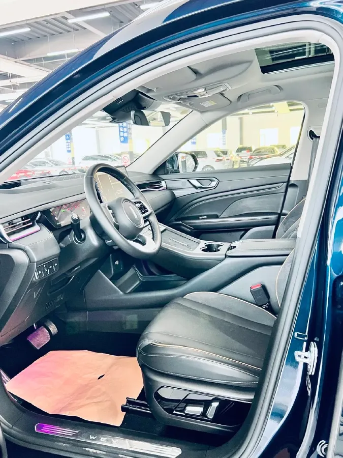 2022 WEY Latte 1.5T 156HP L4 2DHT PHEV 34KWH,autocango,china used car exporter,china ev exporter,chinese used car exporter,chinese used ev exporter