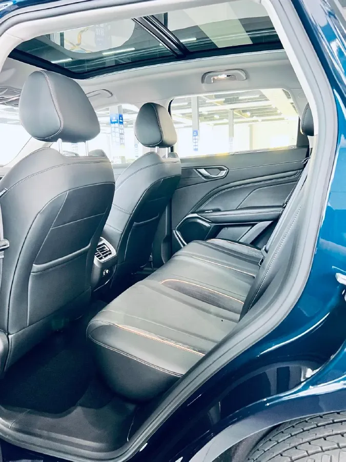 2022 WEY Latte 1.5T 156HP L4 2DHT PHEV 34KWH,autocango,china used car exporter,china ev exporter,chinese used car exporter,chinese used ev exporter