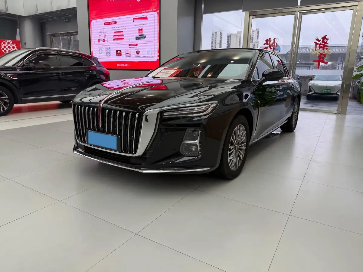2024 HongQi H5 2.0T 224HP L4 8AT