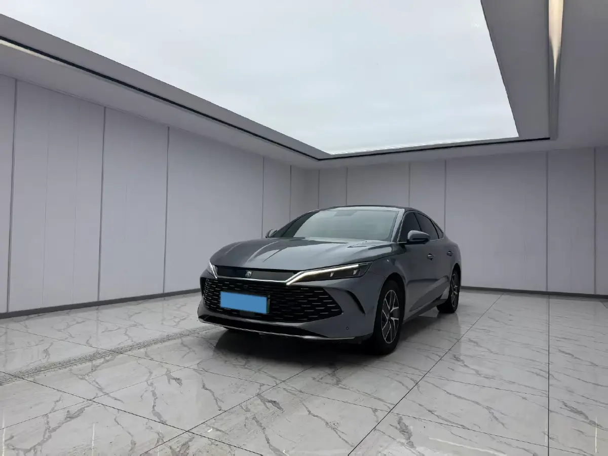 2024 BYD QinL 1.5L 101HP L4 E-CVT PHEV 15.87KWH