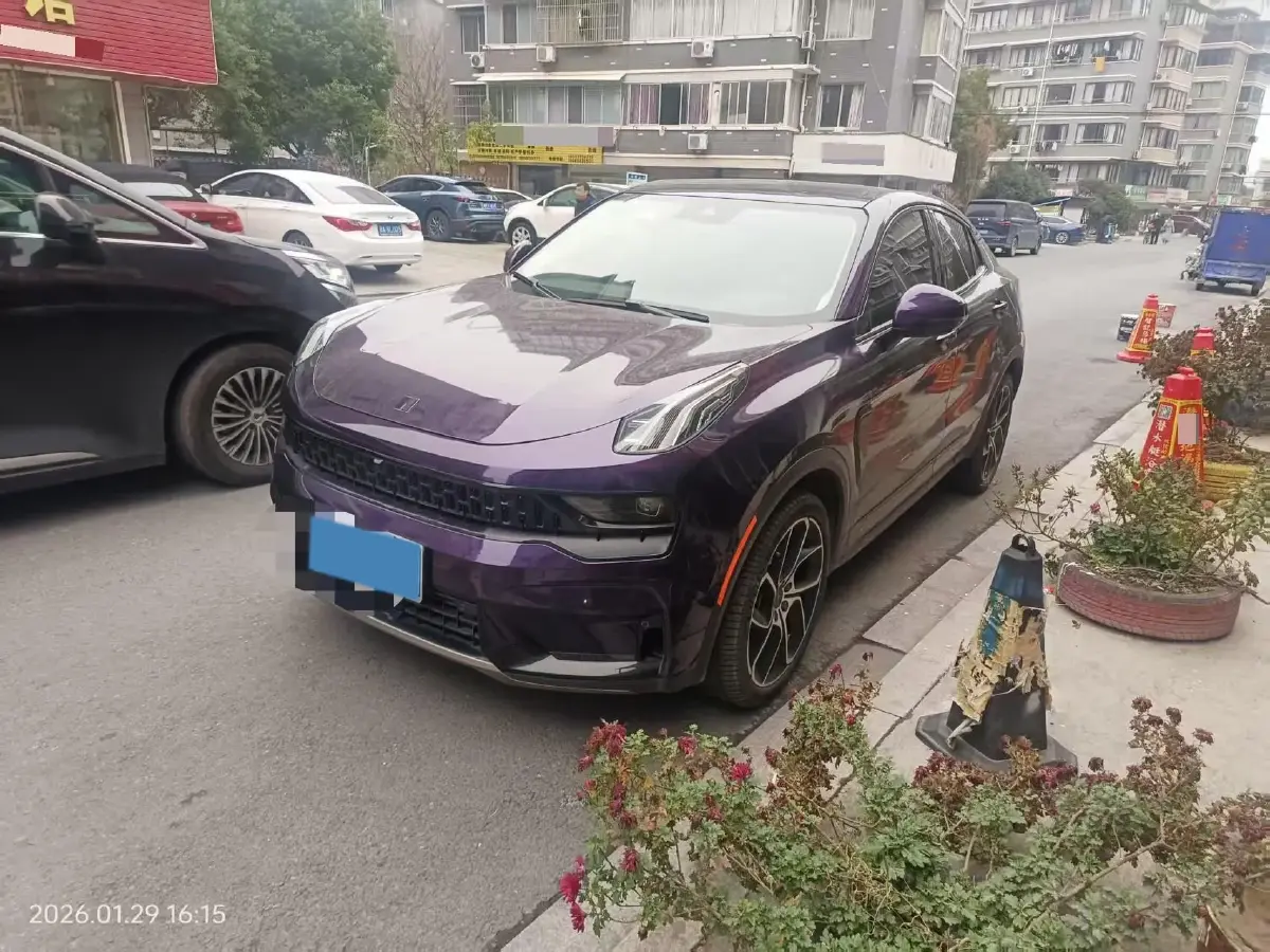 2020 LYNK&CO 05 2.0T 254HP L4 8AT