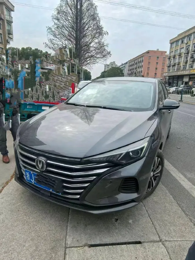 2022 ChangAn Eado 1.6L 128HP L4 5MT