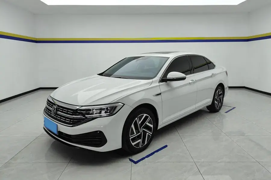 2023 Volkswagen Sagitar 1.5T 160HP L4 7DCT