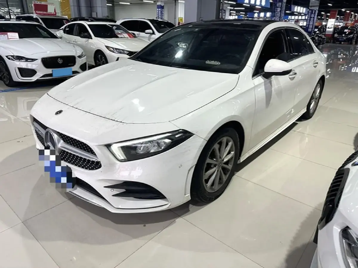2021 Mercedes-Benz A Class 1.3T 163HP L4 7DCT