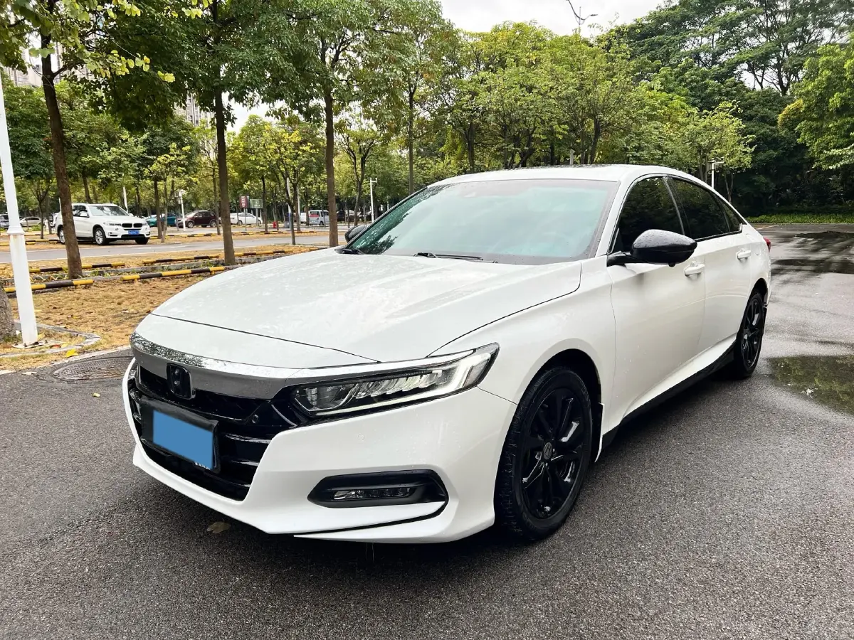 2021 Honda Accord 1.5T 194HP L4 CVT