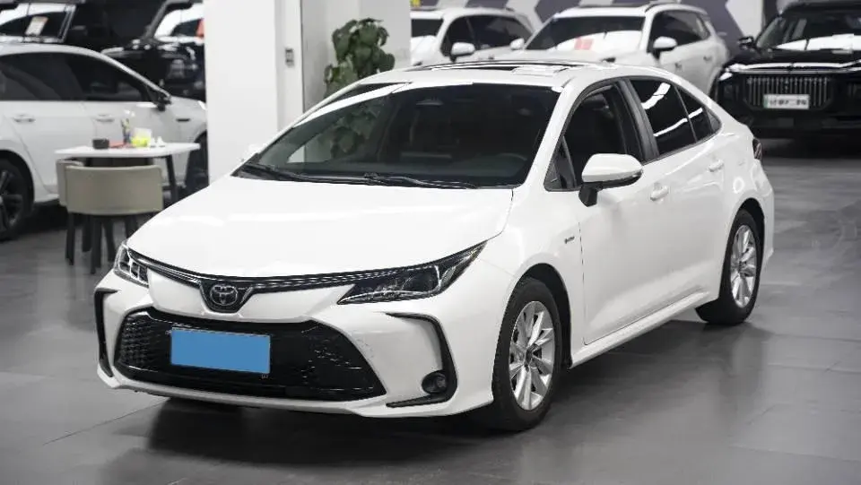 2023 Toyota Corolla 1.8L 98HP L4 E-CVT Hybrid