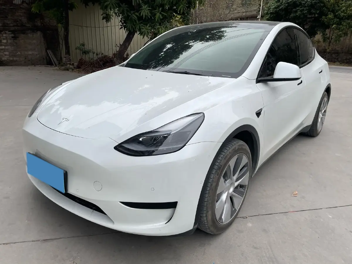 2022 Tesla Model Y BEV 60KWH