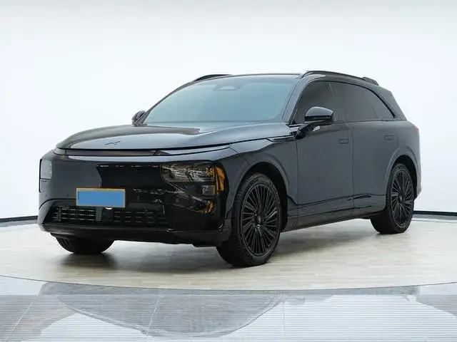 2025 Xpeng G9 BEV 79KWH