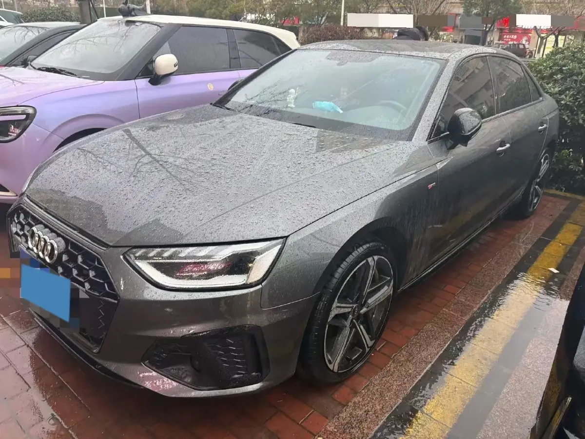 2023 Audi A4L 2.0T 190HP L4 7DCT